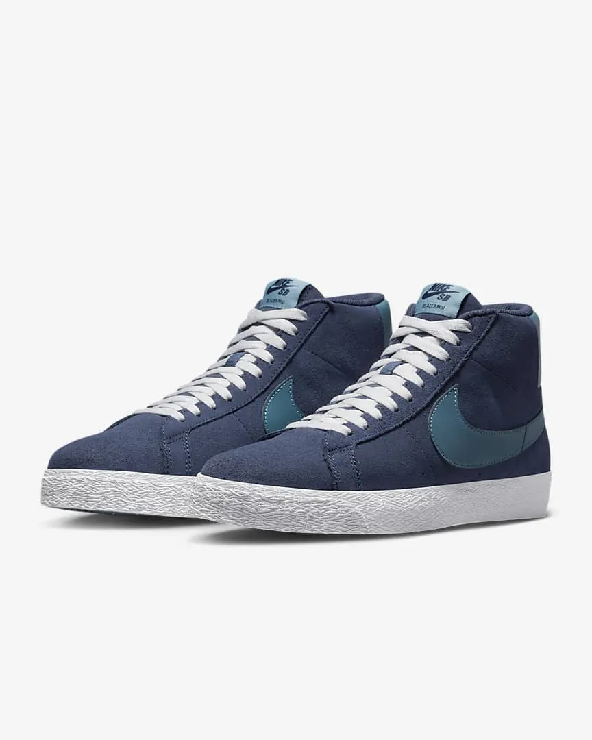 Nike SB - Blazer Mid